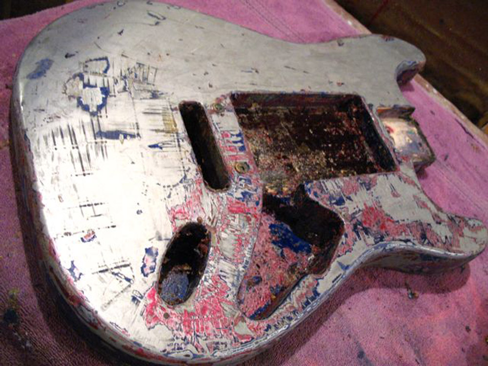 http://xhefriguitars.com/Stuff/PLUS_Paint_strip3.jpg